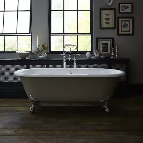Heritage Bathrooms Heritage Buckingham Roll Top Cast Iron Bath (1700x770mm) With Feet 3 Heritage Bathrooms Heritage Buckingham Roll Top Cast Iron Bath (1700x770mm) With Feet - Image 3