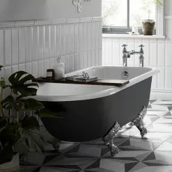 Heritage Bathrooms Heritage Essex 2TH Roll Top Cast Iron Bath (1700x770mm) With Feet -Heritage Bathrooms shop ESSEX 2TH BATH D3 460
