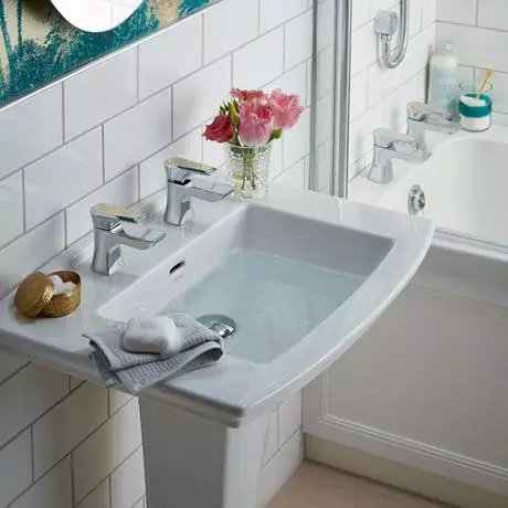 Heritage Bathrooms Heritage Lymington Lace Gold Basin Pillar Taps - TLYCG00 3 Heritage Bathrooms Heritage Lymington Lace Gold Basin Pillar Taps - TLYCG00 - Image 3