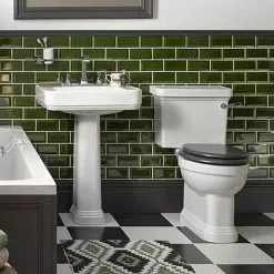 Heritage Bathrooms Heritage Wynwood Traditional 4-Piece Bathroom Suite